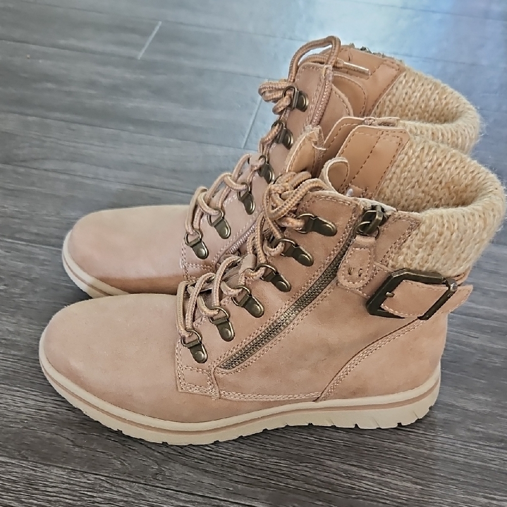 Women's Tan Ankle Boots